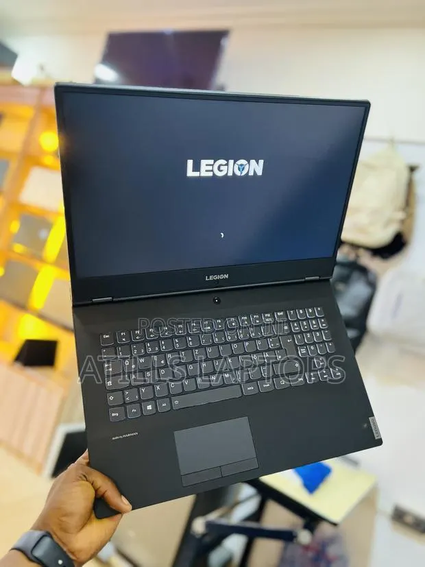 Laptop Lenovo Legion Y540 16GB Intel Core I5 SSD 512GB · Photo 1