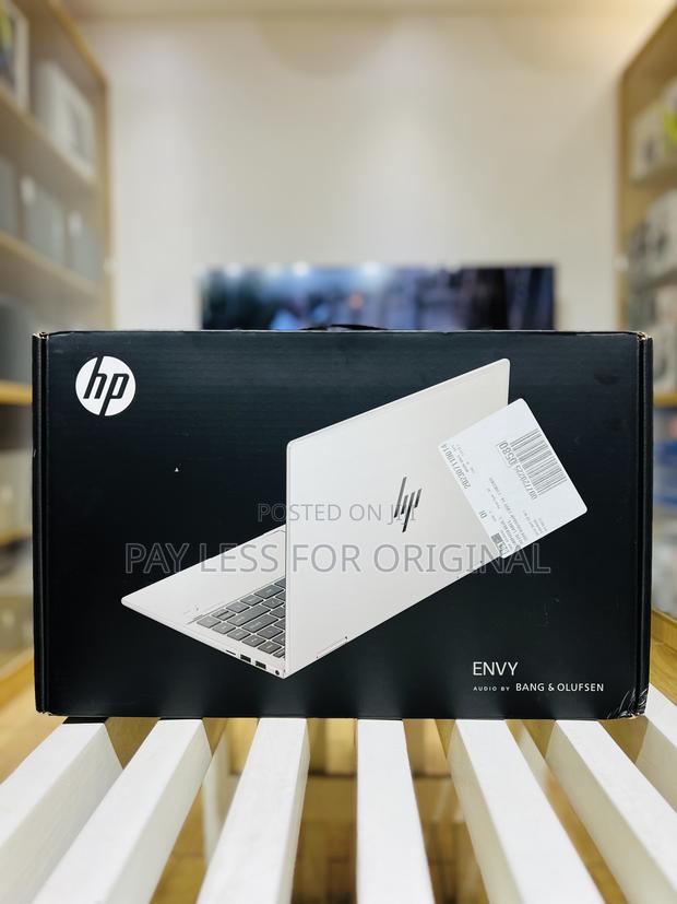 New Laptop HP Envy 14 16GB Intel Core i7 SSD 1T · Photo 2