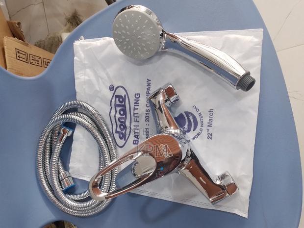 Donald Telephone Shower Mixer Tap · Photo 2
