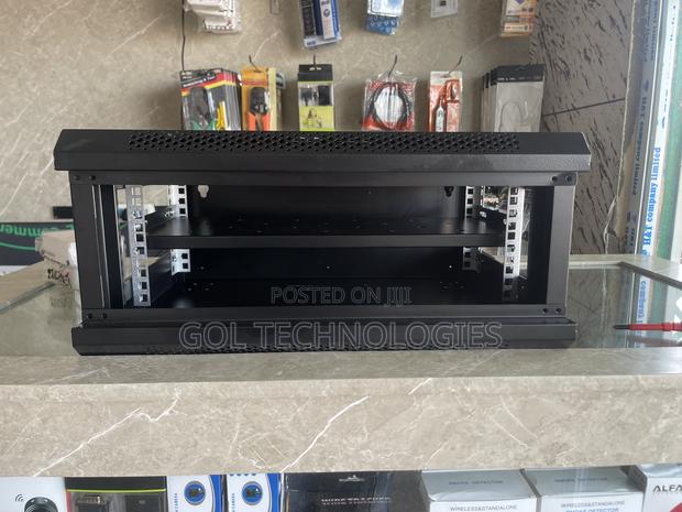 4u Network Rack or Cabinet 530x240x450 Side Open With Tray Ak Power · Photo 3