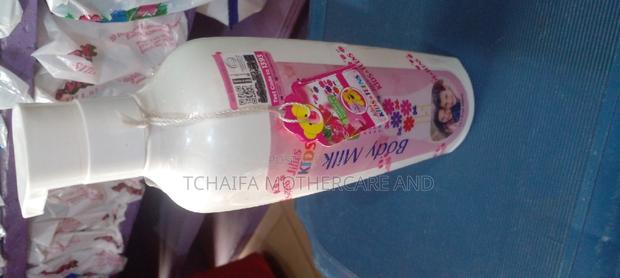 Lilies Kids And Teens Body Milk · Photo 2