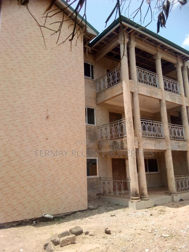 28 Rooms Flats for Sale at Adenta Municipality · Photo 3