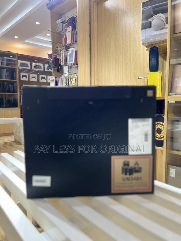 New Laptop Dell Latitude 5530 16GB Intel Core I5 SSD 512GB · Photo 4