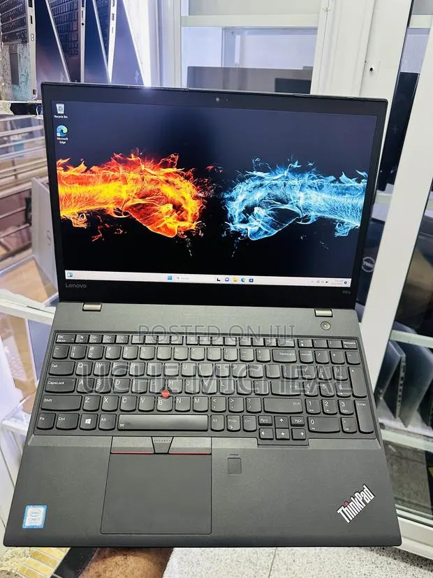 Laptop Lenovo ThinkPad P51s 16GB Intel Core i7 SSD 256GB · Photo 1