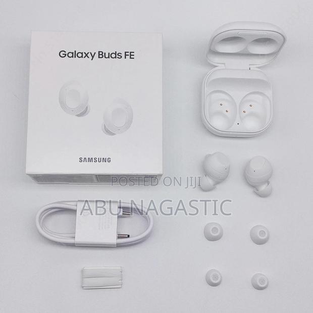Samsung Galaxy Buds FE · Photo 1