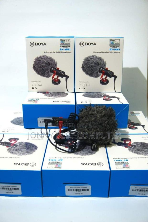 By- Camera Microphone · Photo 2