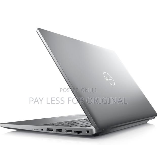 New Laptop Dell Latitude 5530 16GB Intel Core i7 SSD 512GB · Photo 7