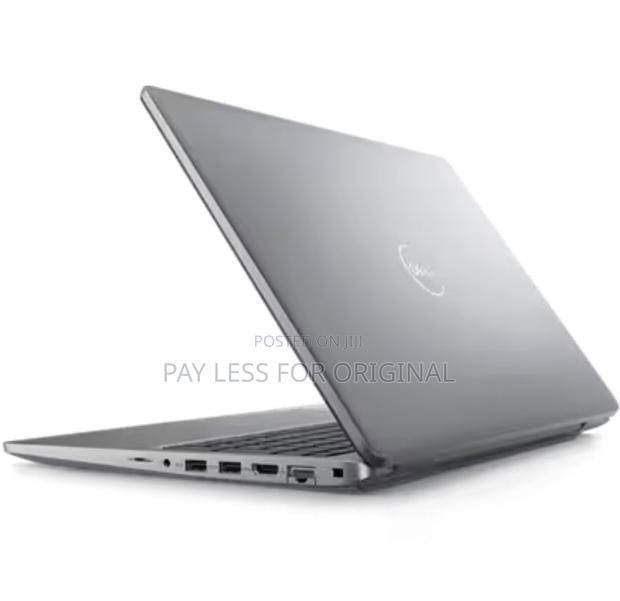 New Laptop Dell Latitude 5580 16GB Intel Core I7 SSD 512GB · Photo 1