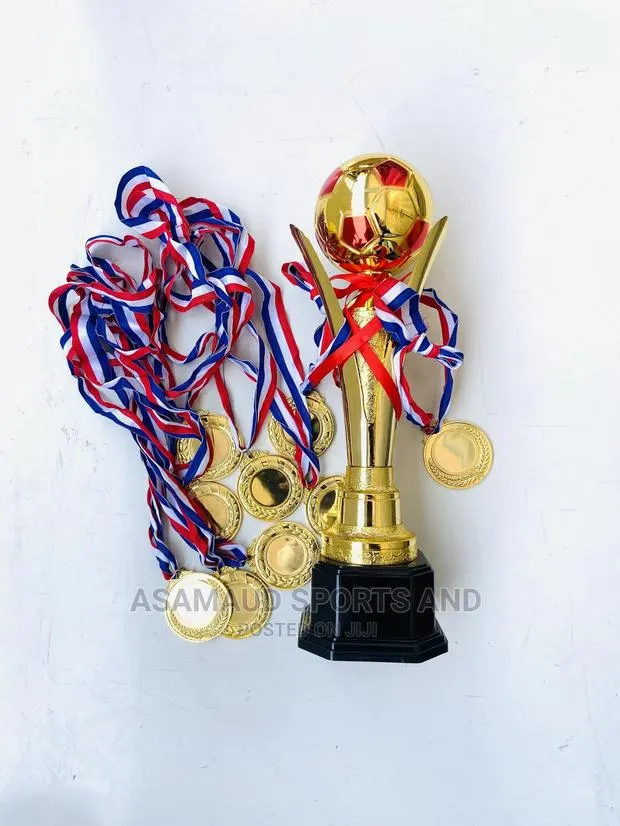 Trophy and Medals at Cool Price · Photo 1