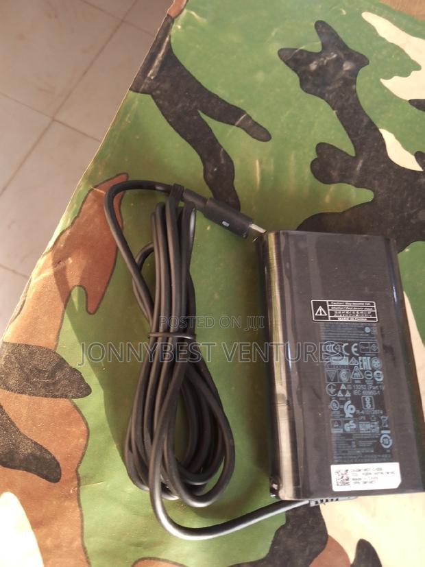 Type-C 65W Dell Laptop Chargers · Photo 3
