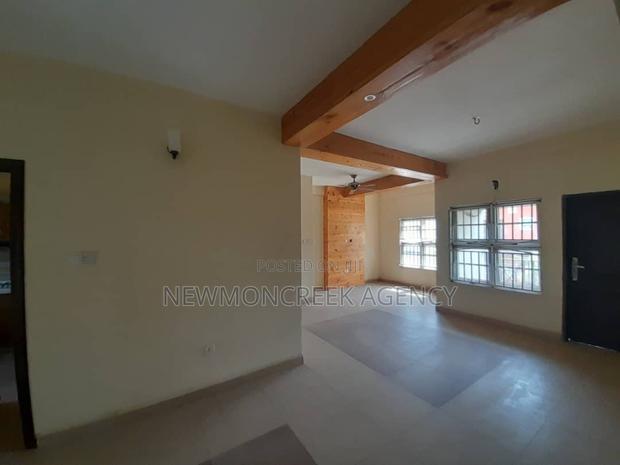 14bdrm Duplex in Ashongman Estate, Accra Metropolitan for sale · Photo 3