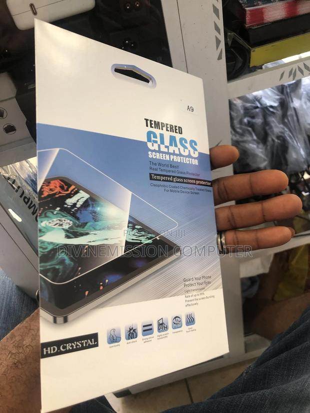 Samsung Tab A9 Screen Protector · Photo 2