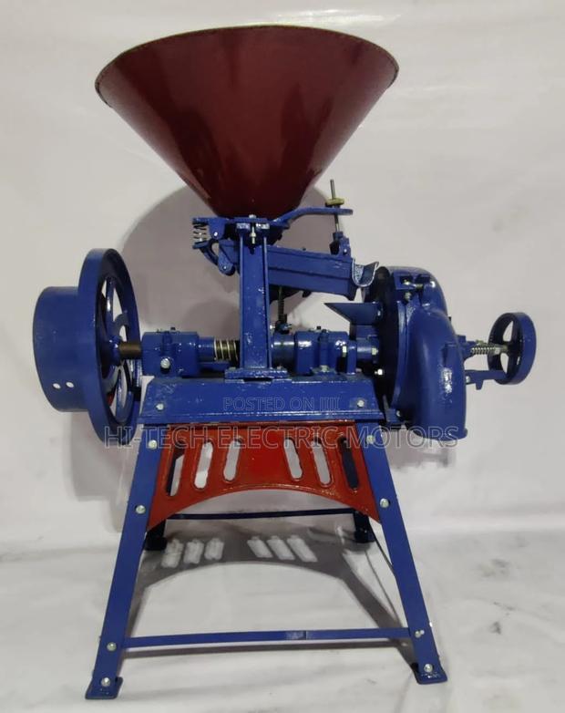 India Made 2a Corn Grinding Mill With Electric Motor · Photo 1