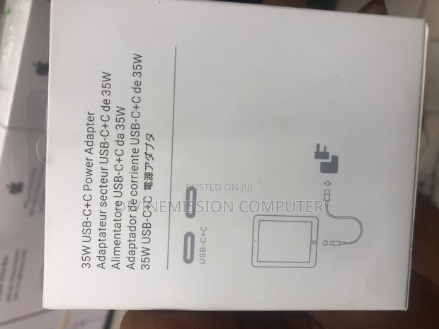 iPhone/iPad 2 Type C Charger 5v. 35w · Photo 2