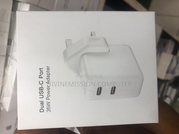 iPhone/iPad 2 Type C Charger 5v. 35w · Photo 1