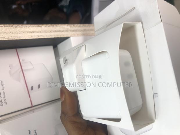 iPhone/iPad 2 Type C Charger 5v. 35w · Photo 8