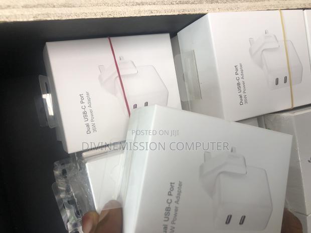 iPhone/iPad 2 Type C Charger 5v. 35w · Photo 6