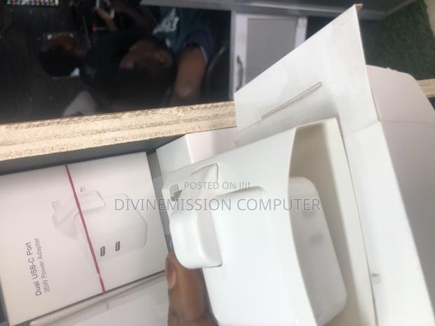 iPhone/iPad 2 Type C Charger 5v. 35w · Photo 4