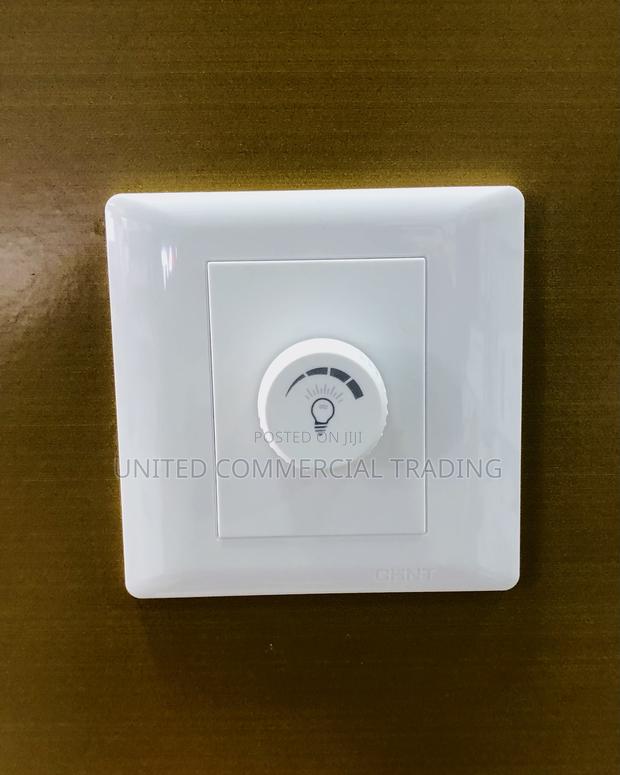 Dimmer Switch (White) · Photo 3