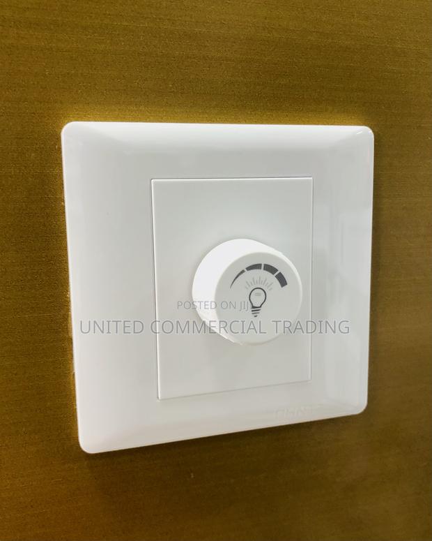 Dimmer Switch (White) · Photo 1