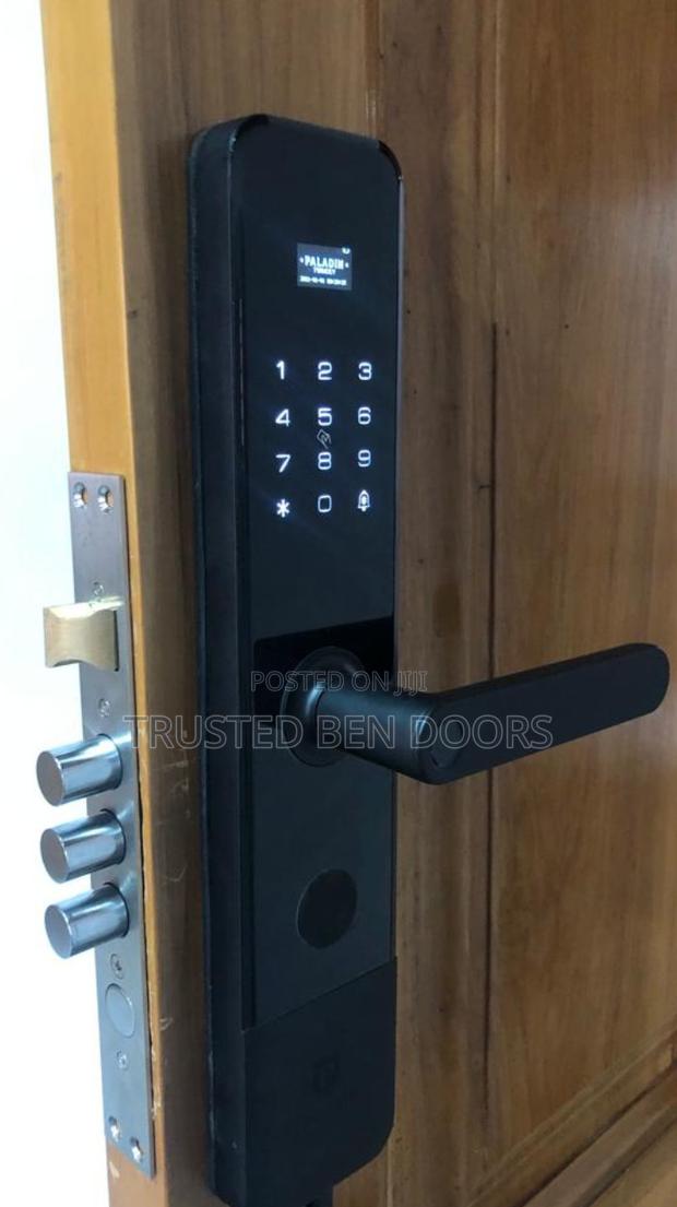 Paladin Turkey Biometric Smart Lock for Security/Wooden Door · Photo 1