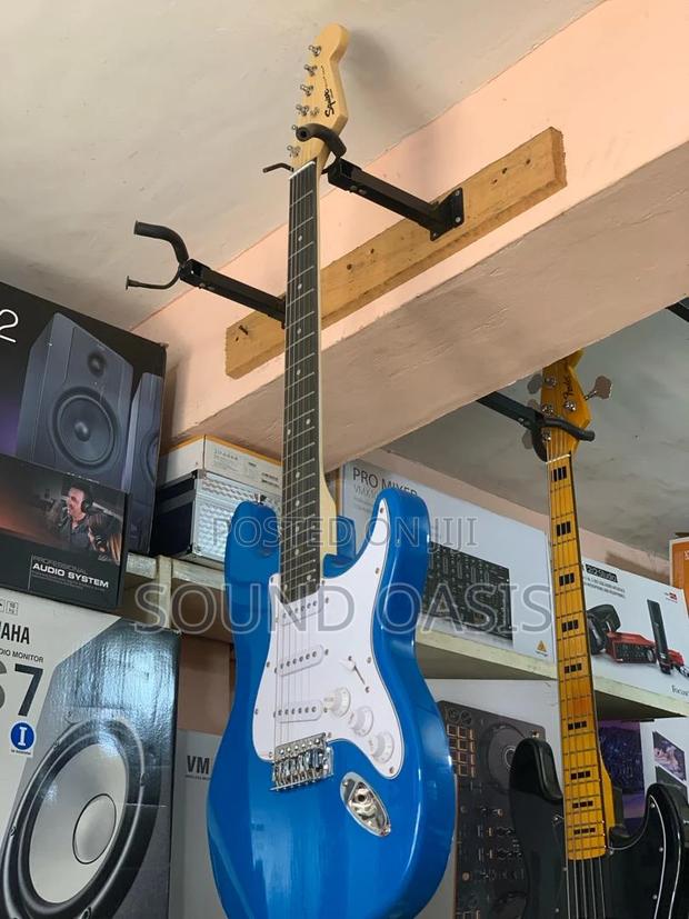 Squier Lead/ Electric Guitar · Photo 2