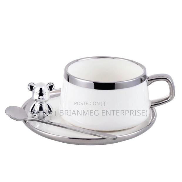 Luxury Ceramic Coffee Mug With Underplate and Spoon. · Photo 2