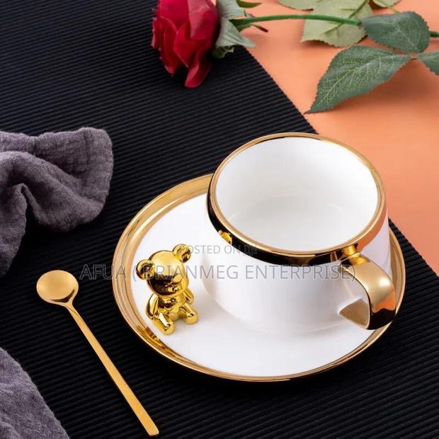 Luxury Ceramic Coffee Mug With Underplate and Spoon. · Photo 1