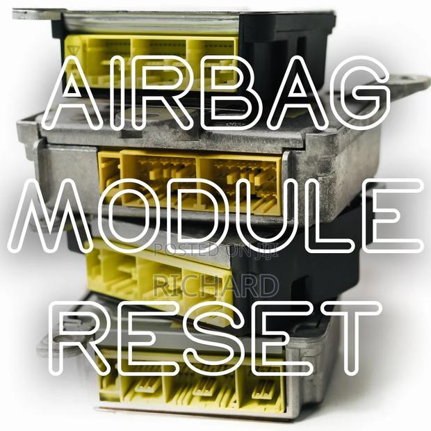 Car Airbag Reset and Reprogramming · Photo 4