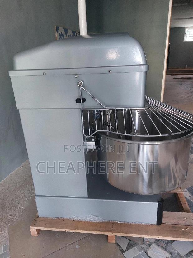 50 Litres Dough Mixer · Photo 2