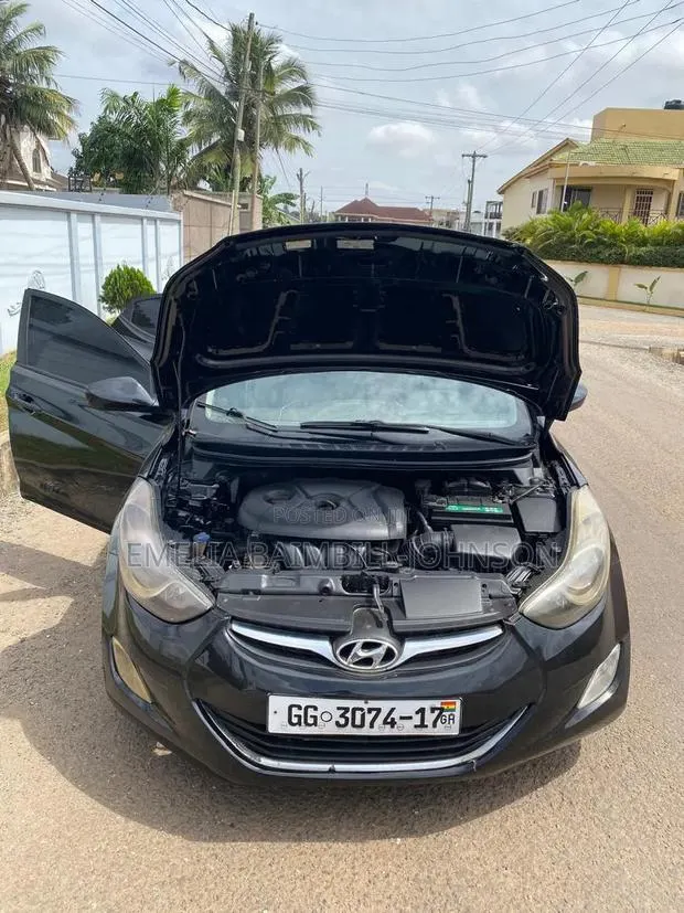 Hyundai Elantra 2012 Black · Photo 1