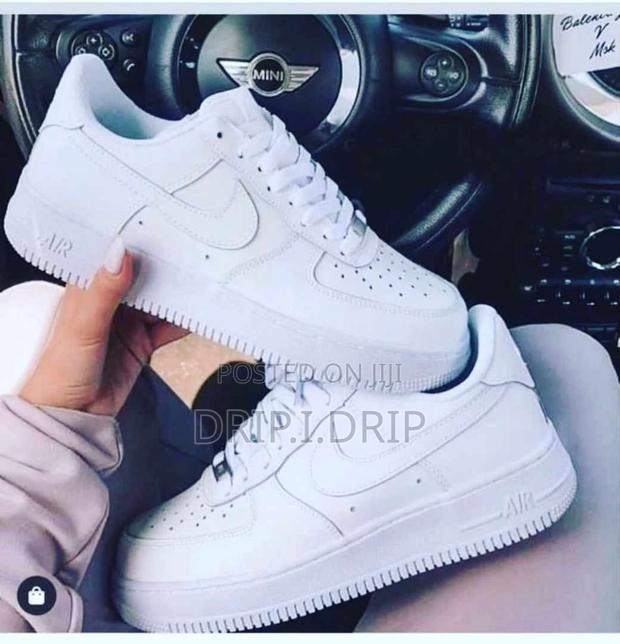 Airforce 1 All White .High Quality .In Box · Photo 2