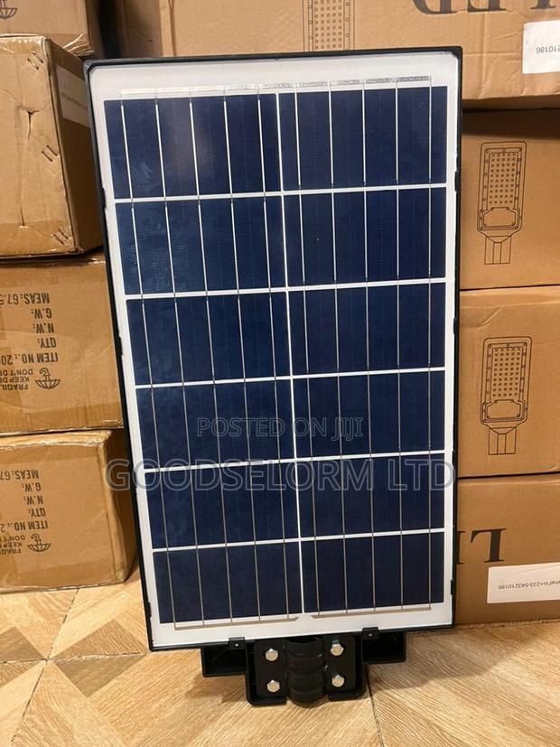 1000W Solar Street Lights With Panels · Photo 2