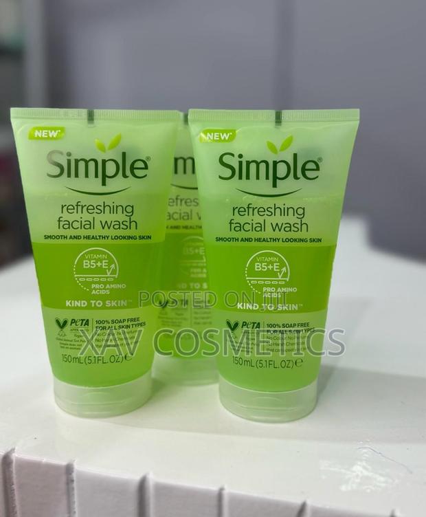 Simple Refreshing Facial Wash · Photo 1