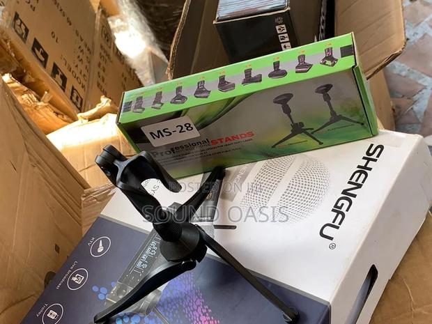 Desktop Microphone Stand (Professional) · Photo 1