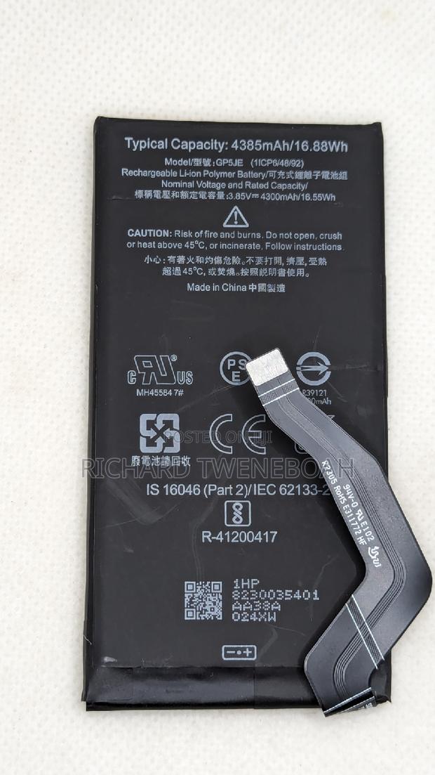 Google Pixel Batteries · Photo 3
