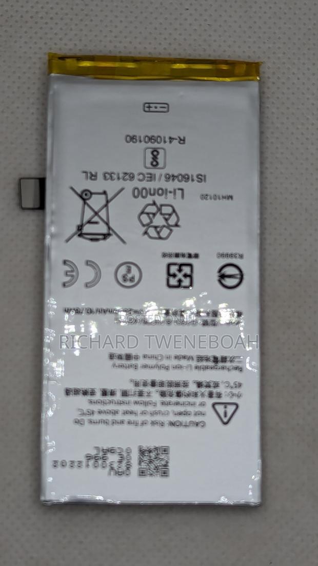 Google Pixel Batteries · Photo 5