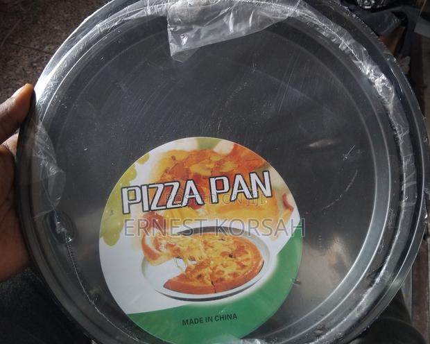 3 PCS Pizza Pan · Photo 1
