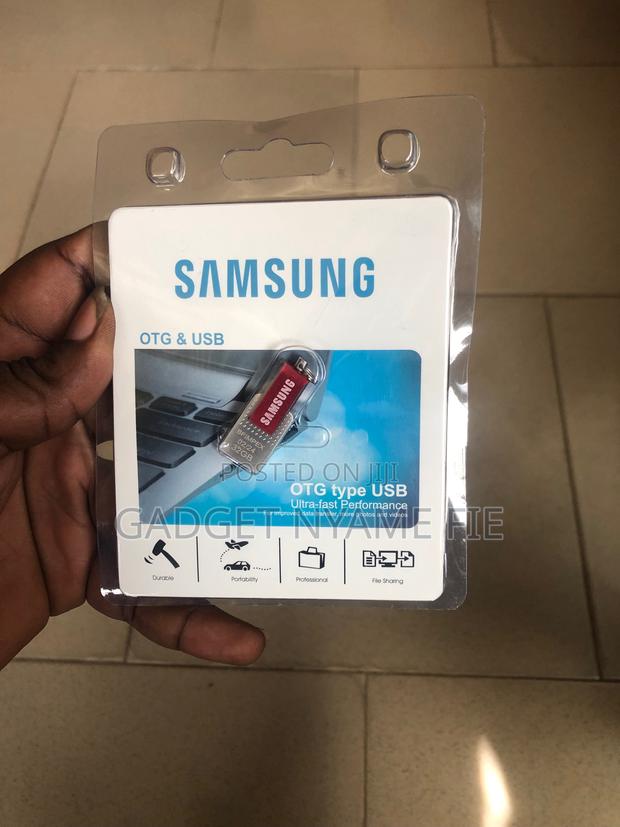 64GB Samsung Flash Drive With OTG · Photo 1