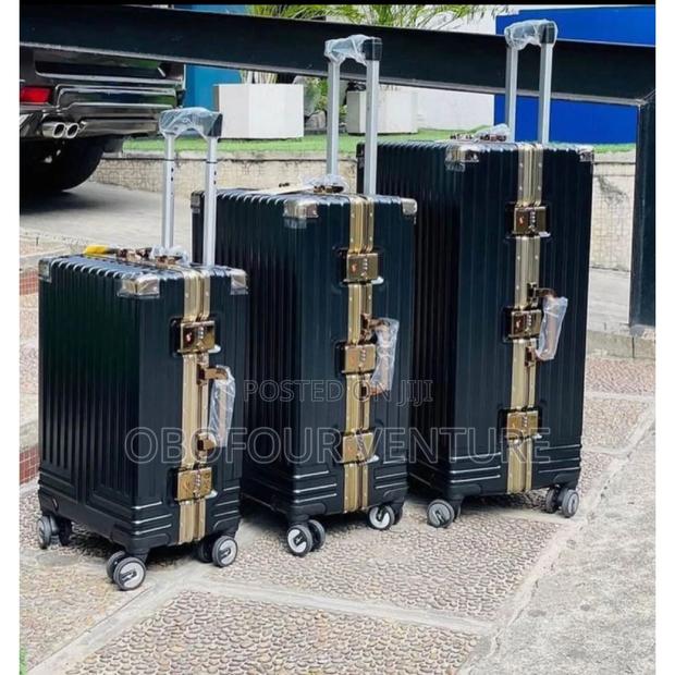 -Engel- Black Luxury Designer Luggage · Photo 2