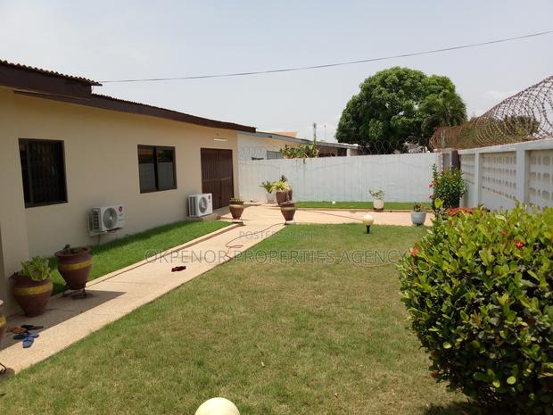 Furnished 4bdrm House in Sakumono, Accra Metropolitan for sale · Photo 3