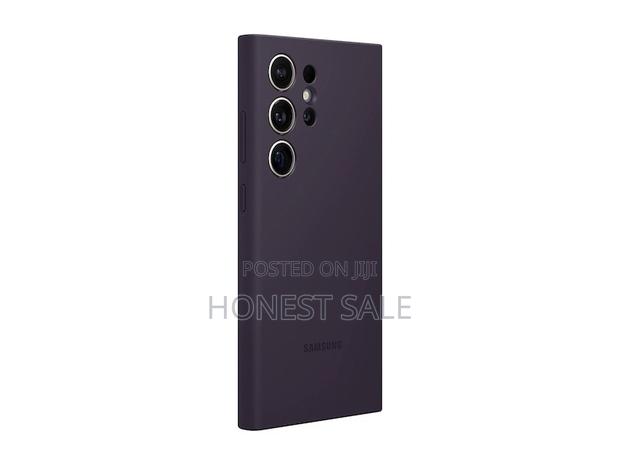 Samsung S24 Ultra Silicone Case · Photo 1