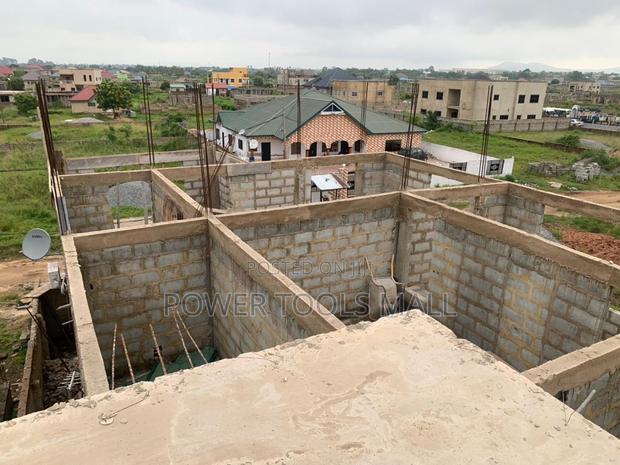 6bdrm House in Medie Parks And, Accra Metropolitan for sale · Photo 5
