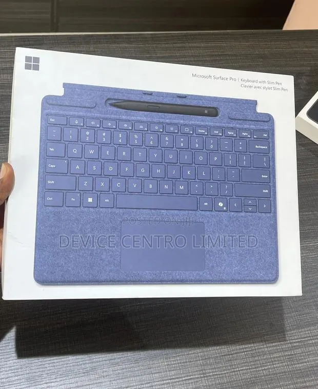 Microsoft Surface Pro Keyboard With Slim Pen · Photo 1