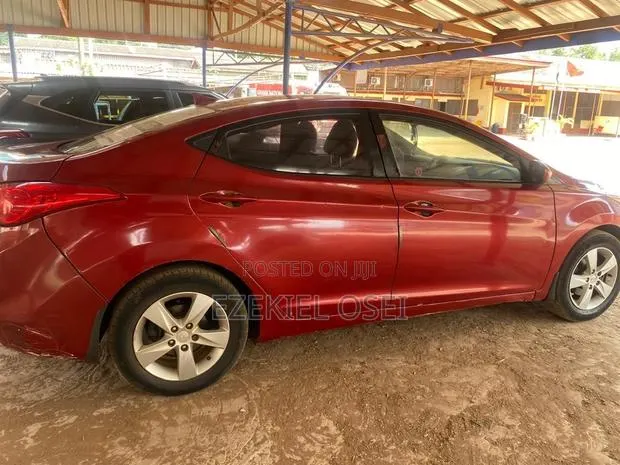Hyundai Elantra GLS 2012 Red · Photo 1