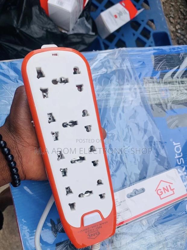 High Quality 4 Socket Extension Board. · Photo 1