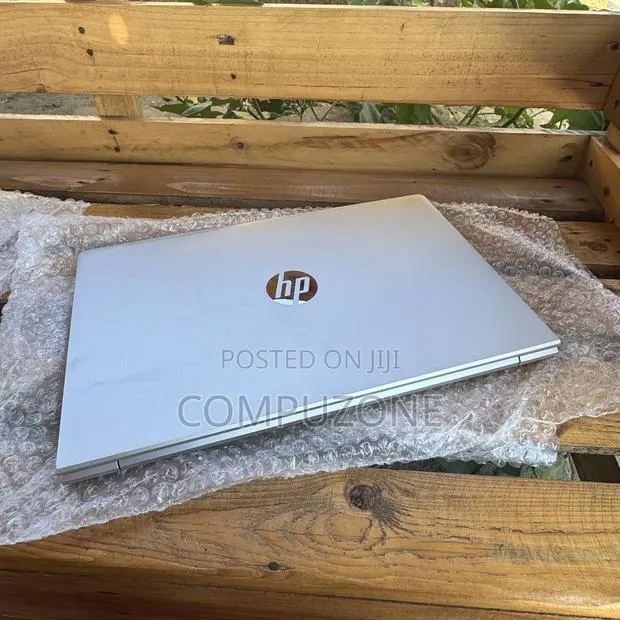 Laptop HP ProBook 450 8GB Intel Core i7 SSD 512GB · Photo 1