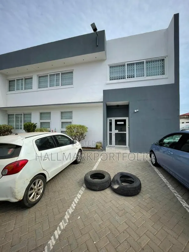 Office Space Ringway Estate · Photo 1
