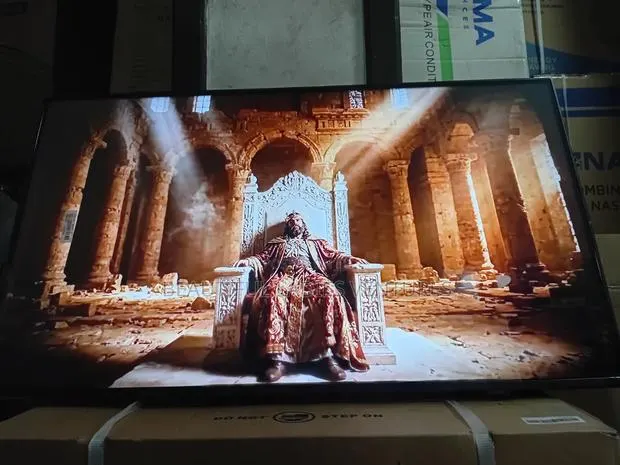 Samsung 43-Inch Full Entertainment Smart Television · Photo 1