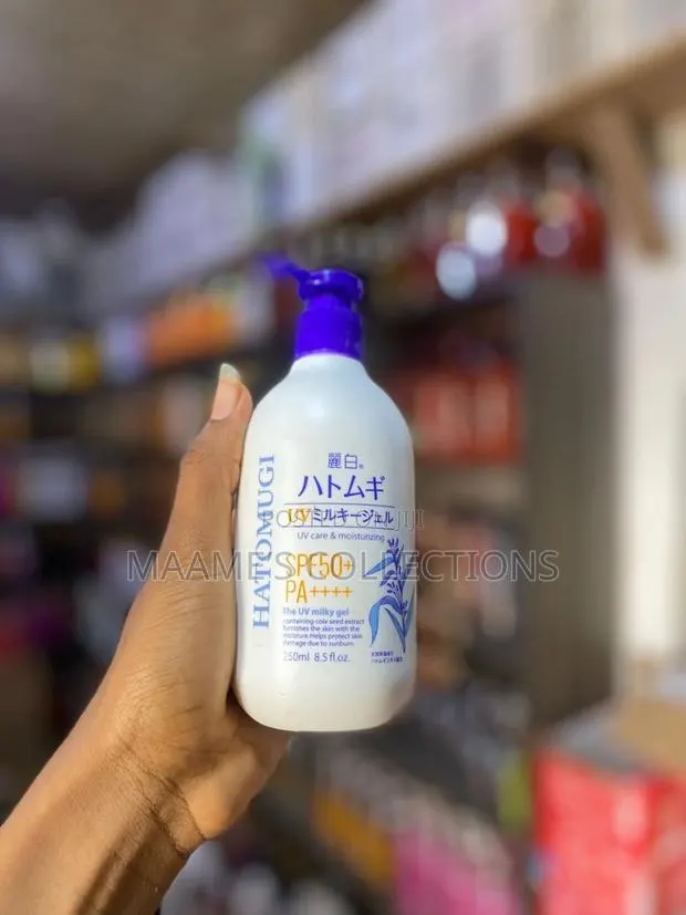 Hatomugi Uv Milky Gel Sunscreen Face and Body Lotion Spf50 Pa + · Photo 1
